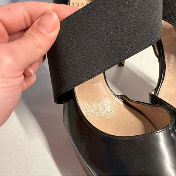 Stuart Weitzman Black Peep Toe Pumps in Polished Black Leather in Size 9 - Picture 12 of 12